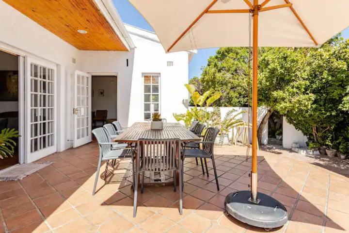 Relaxed Summer Home, Under Table Mountain Holiday home *