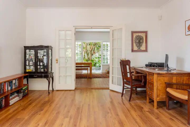 Holiday home Relaxed Summer Home, Under Table Mountain Cape Town